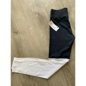 SPIRITUAL GANGSTER BLACK/WHITE HW LEGGINGS